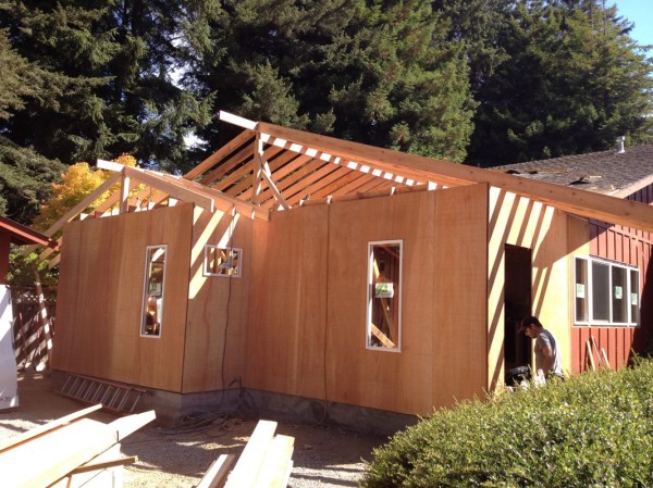 Front view (small gable on left)