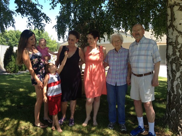 Jessie's family. From left: Alysha, Jill, Jack, Dee, Jessie, ______, and Lloyd